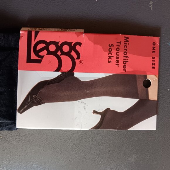 Women's NEW Leggs Microfiber Trouser Socks One Size Black Made In USA - Picture 2 of 3